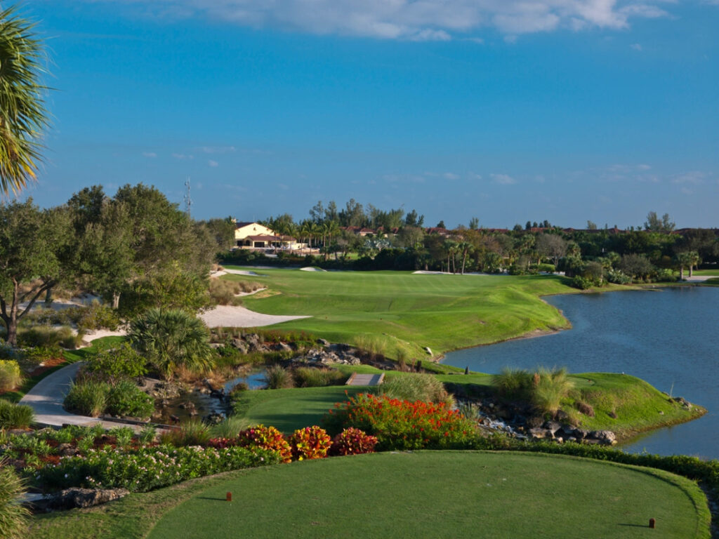 Emerald Dunes Golf Club | A Pristine Golfing Retreat In South Florida